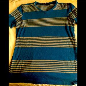 Rusty boy's surf T-Shirt. Size large